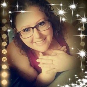 Meet your Posher, Cecily